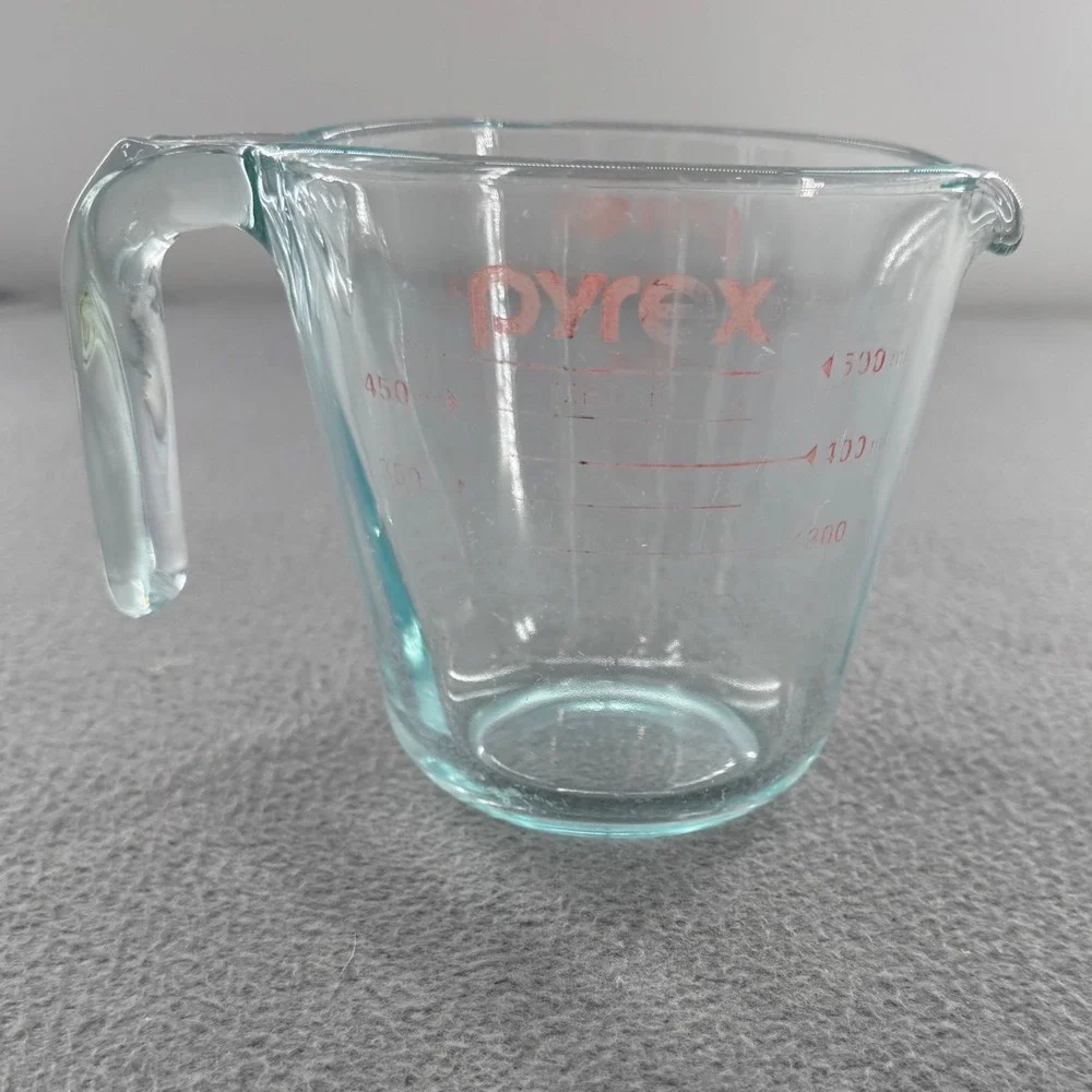 Pyrex Measuring Cup Vtg 2 Cup 16oz Clear Glass Red Markings 500ml Kitchenwear